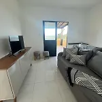 Seu Refugio De Frente Ao Mar